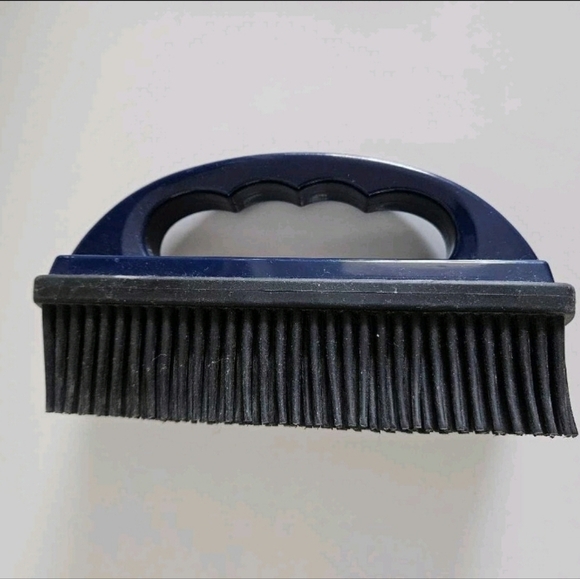 Norwex Rubber Brush (Original Version) - Picture 1 of 1